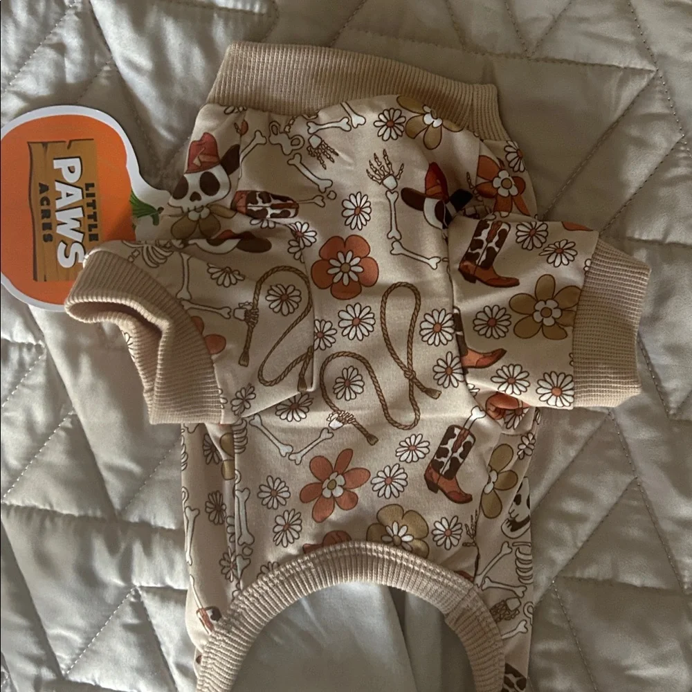 Little paws pet apparel